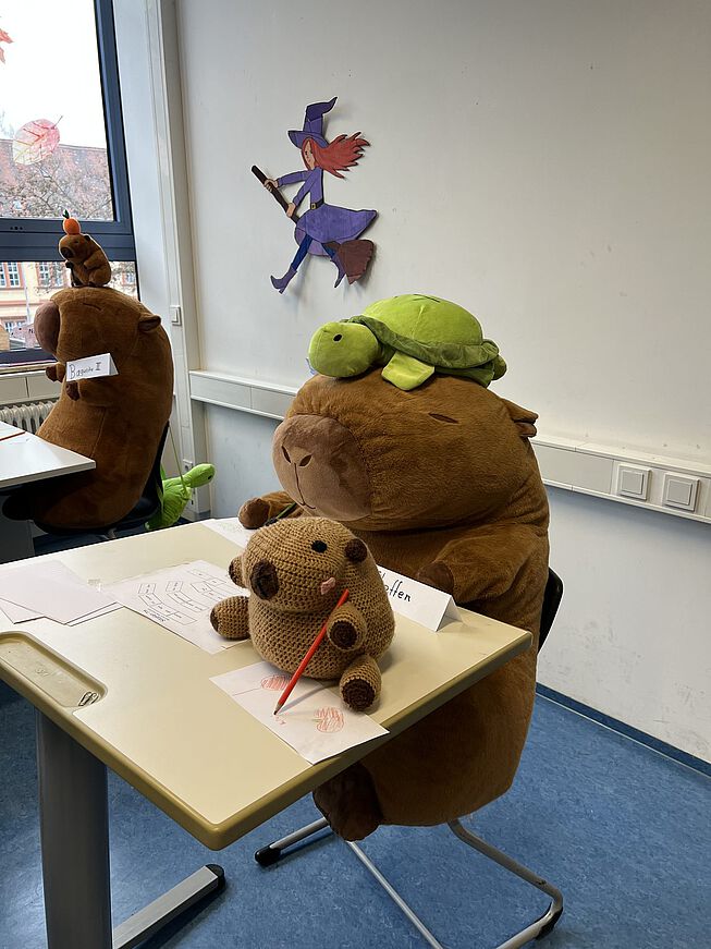 Der Märchenwald der 7m wird von wissbegierigen Capybaras bevölkert. (1. Platz) 7m_2